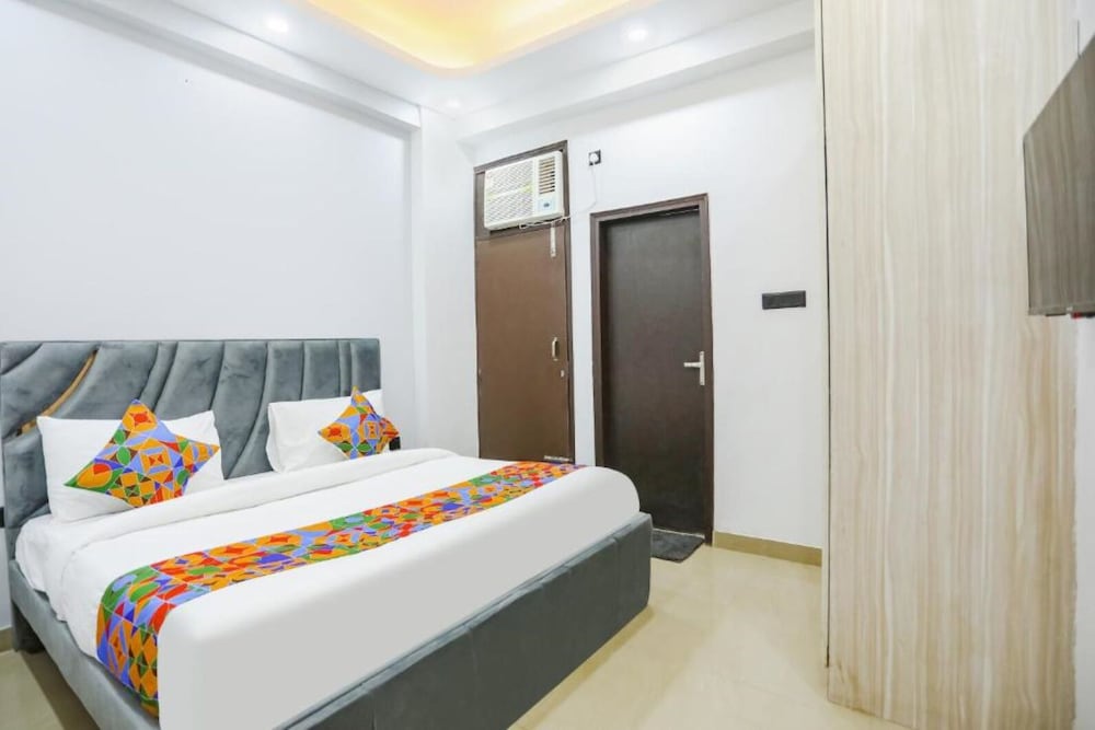 Deluxe Room - Photo 1