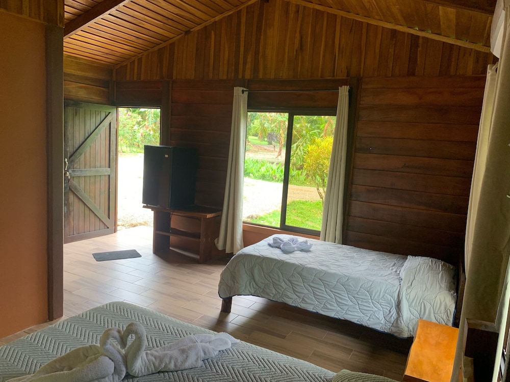 Superior Bungalow photo 1
