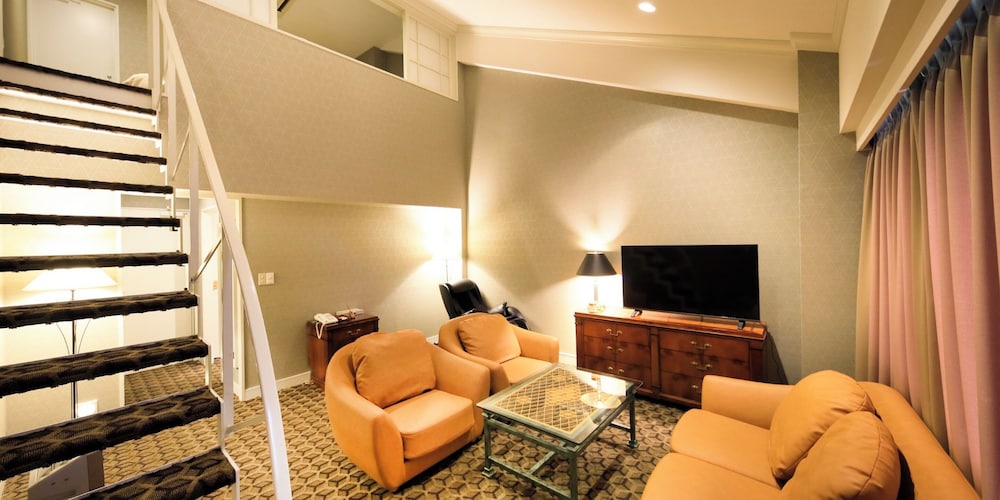 Deluxe Twin Room, 2 Twin Beds photo 2