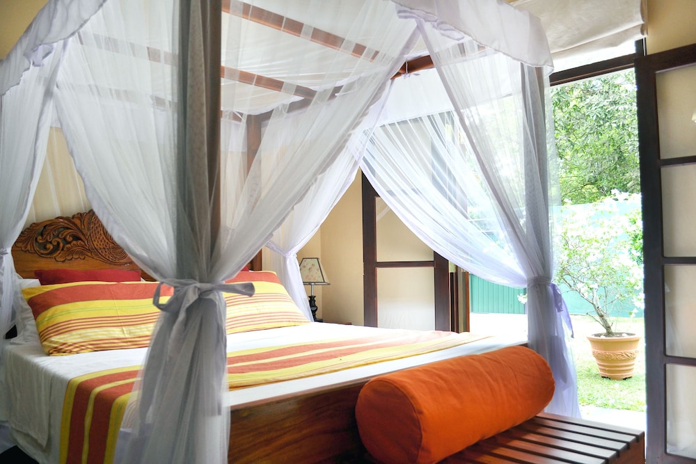 Standard Air-Con With Garden View photo 2