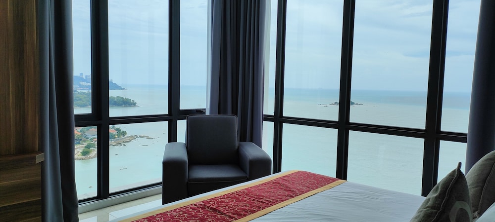 Premium Suite - Photo 4