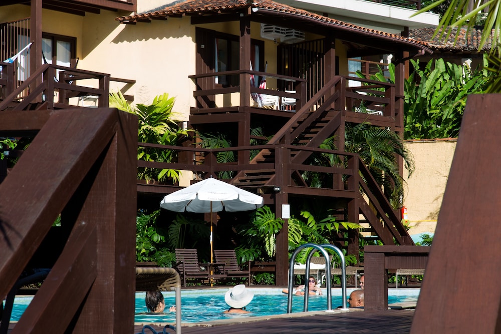 Superior Twin Room, Pool View photo 2