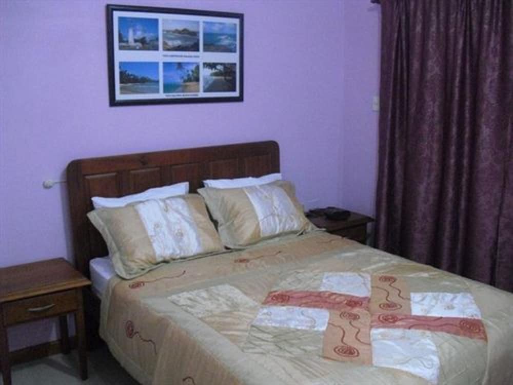 Comfort Suite, 1 Queen Bed with Sofa bed, Non Smoking photo 2