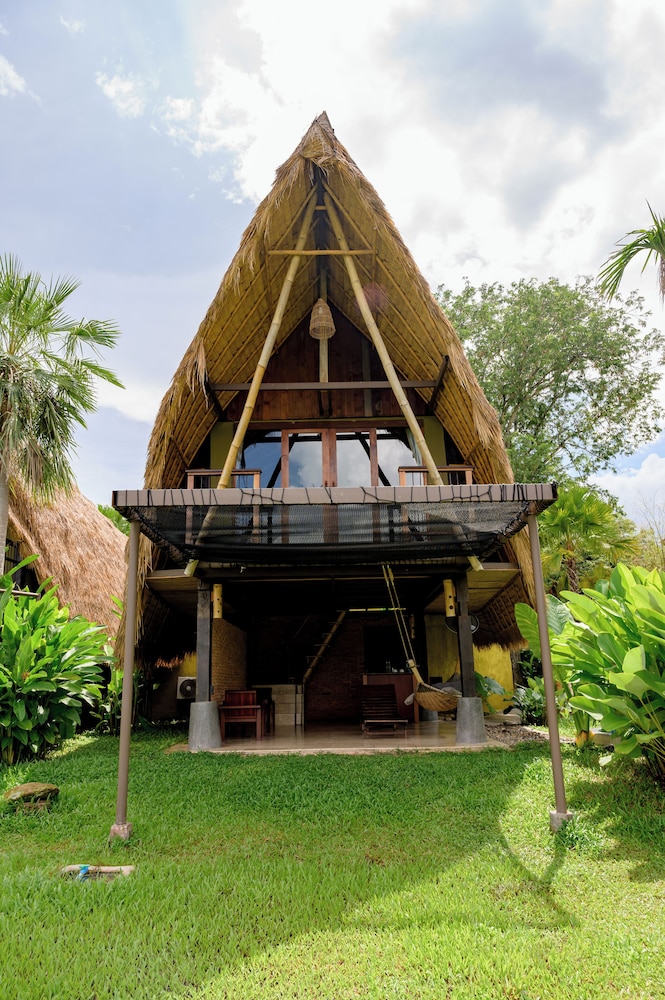 Bamboo Duplex Suite Villa 6 - Photo 9