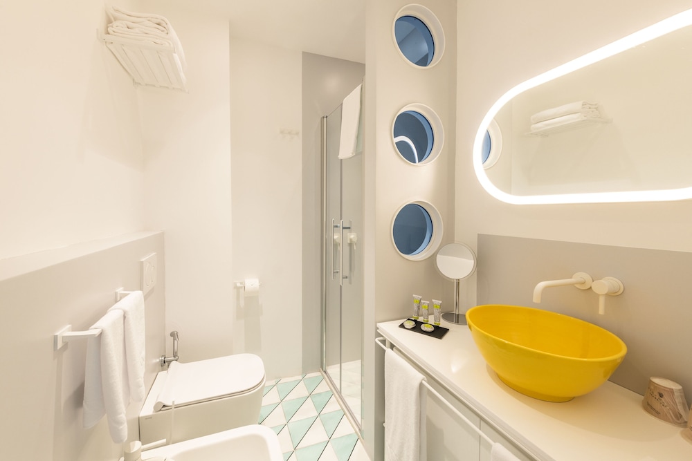 Superior Double Room, Sea View - Photo 2