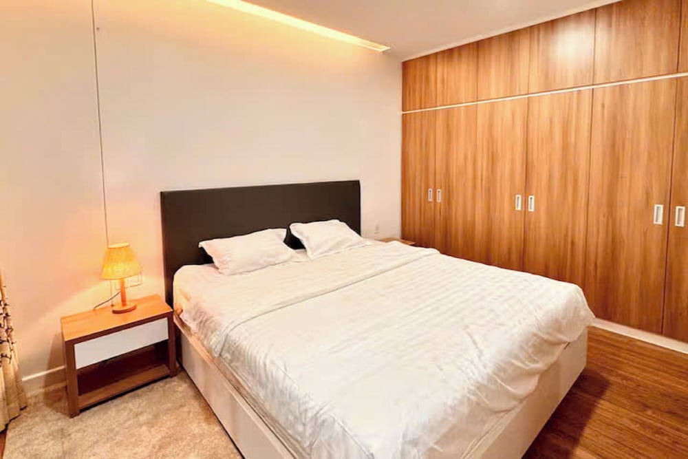 Grand Suite, 1 Bedroom, Club Lounge Access, Pool View photo 2