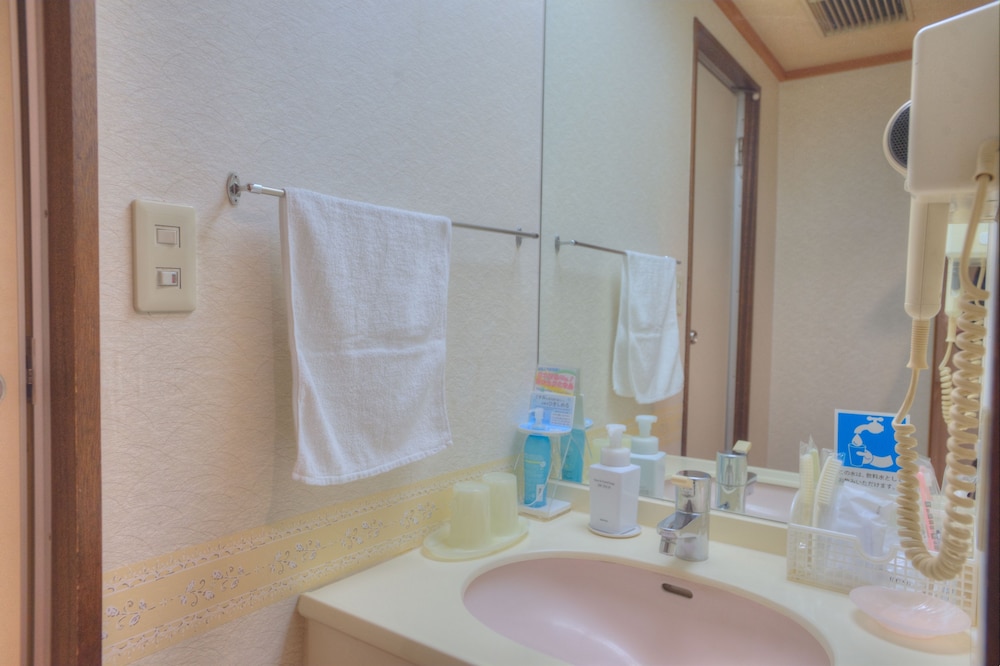 Japanese-Western Style Room, Non Smoking, 2 Single and 2 Futon - Photo 6