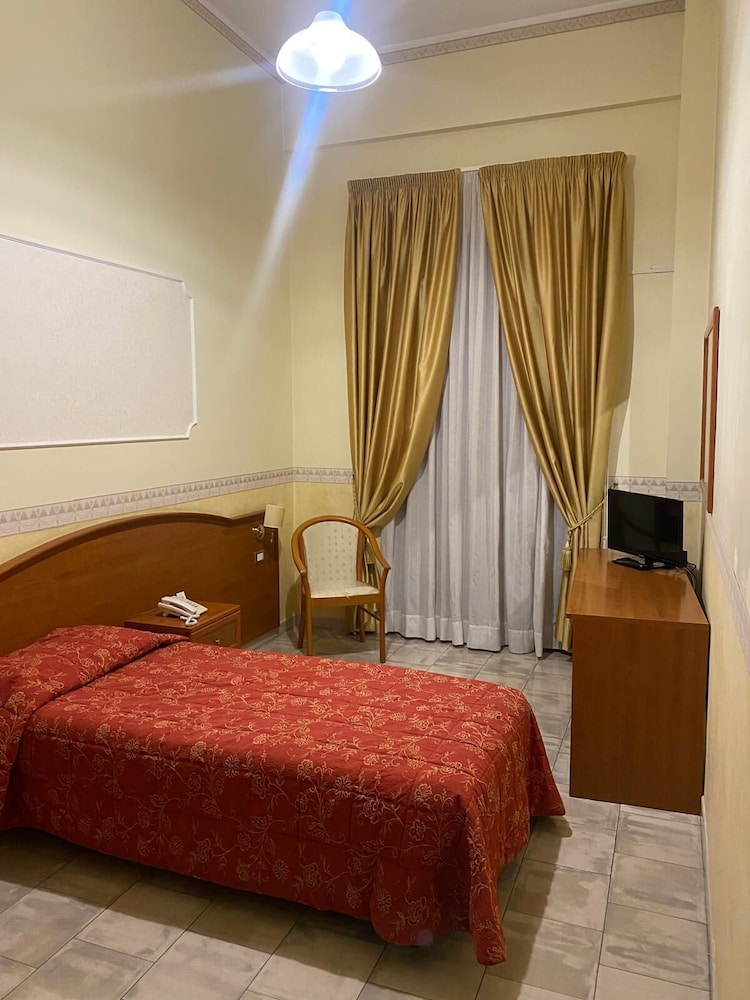 Standard Single Room, Balcony, Pool View