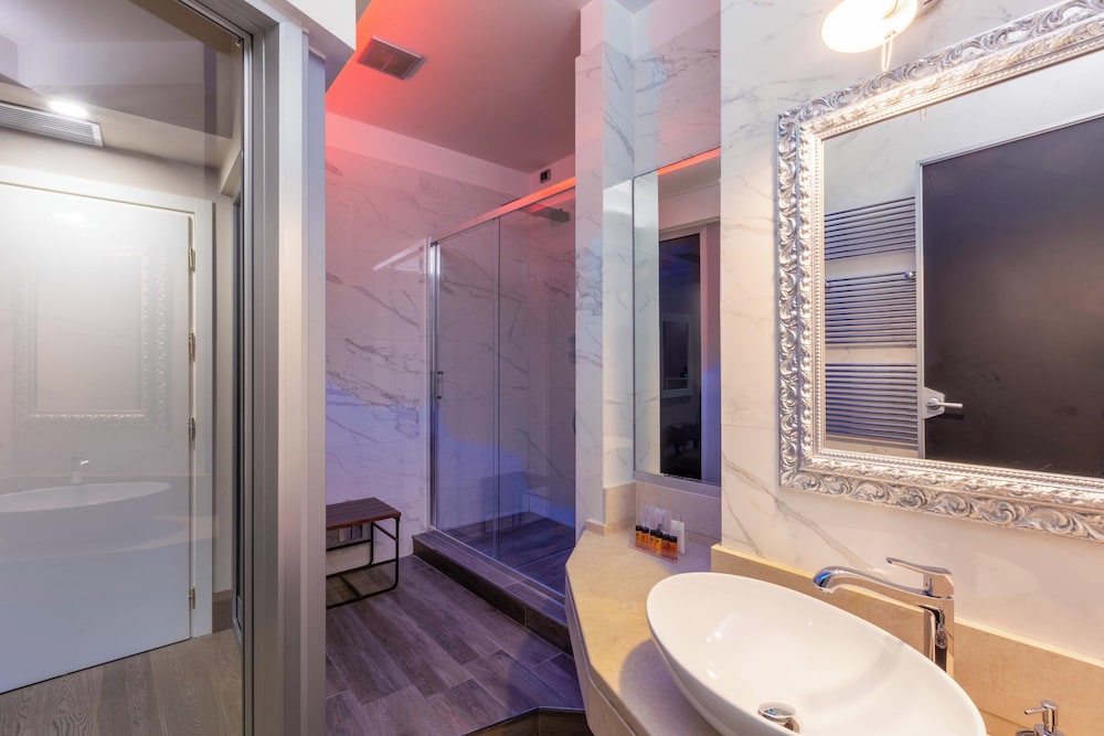 Superior Double Room, 1 Double Bed - Photo 9
