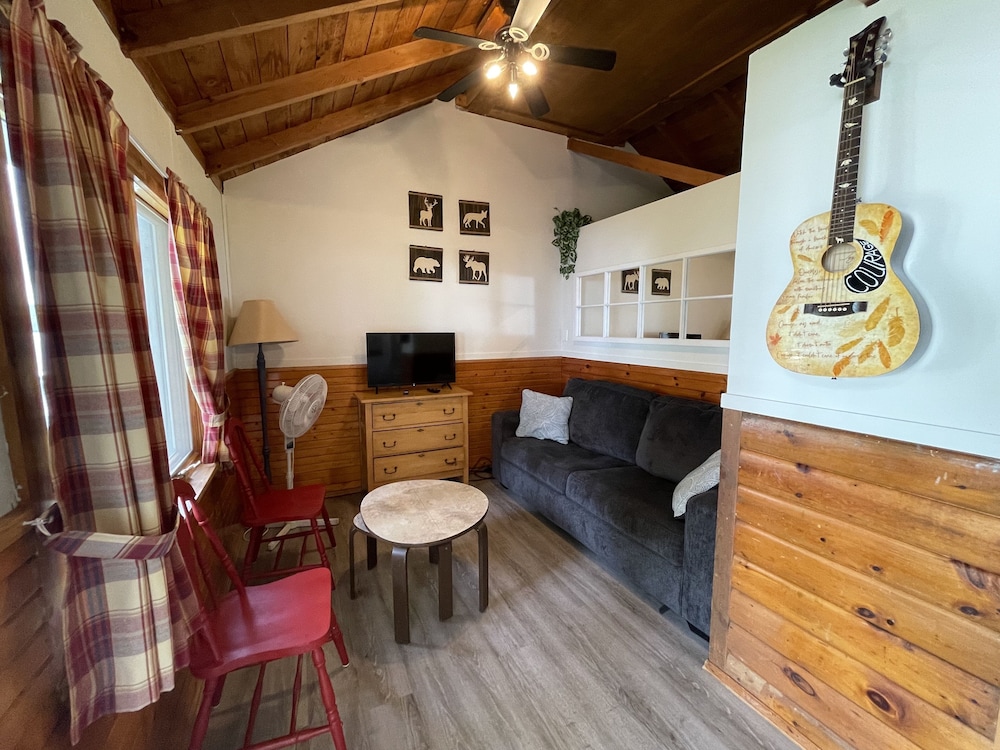 Cottage, 2 Bedrooms, Kitchen, Beachside photo 1
