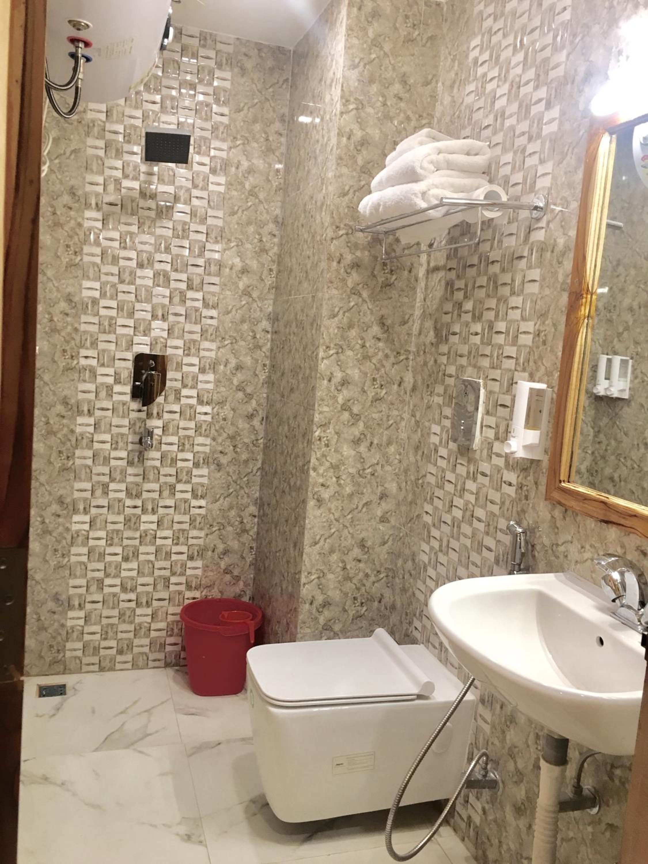 Standard Twin Room photo 3