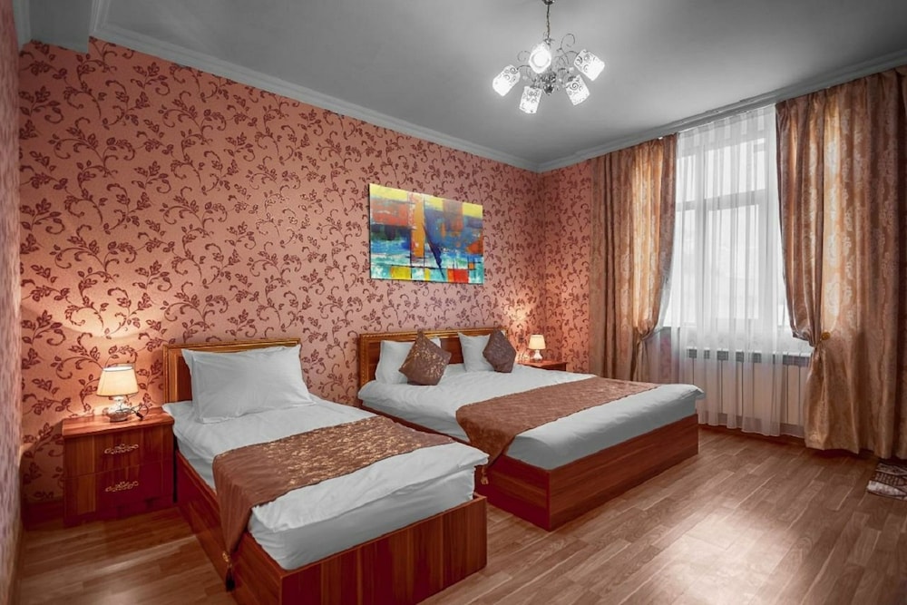 Basic Triple Room