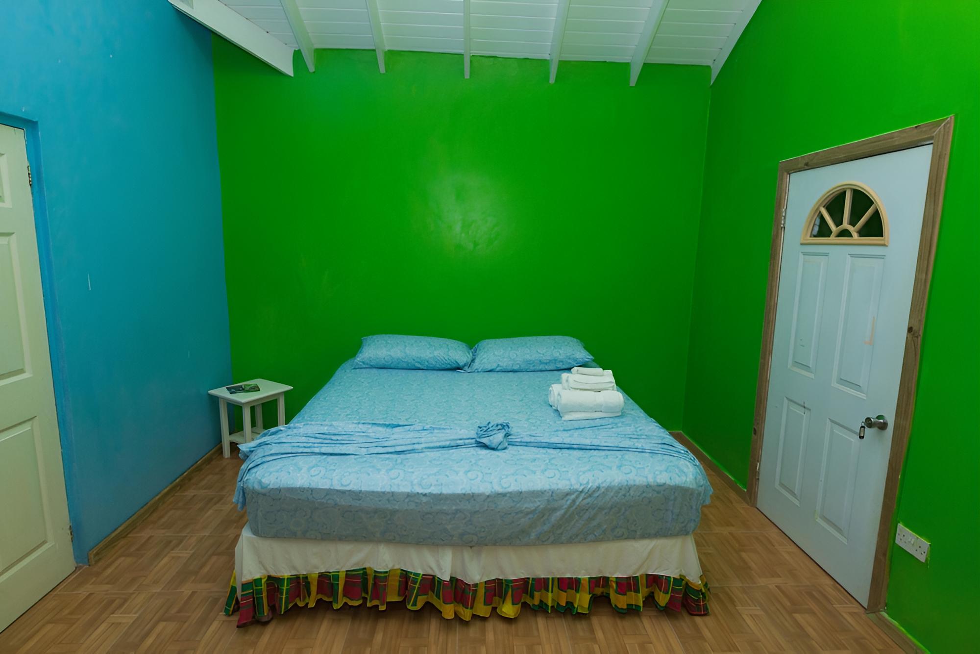 Deluxe Double Room with Balcony (Mountain View) photo 1