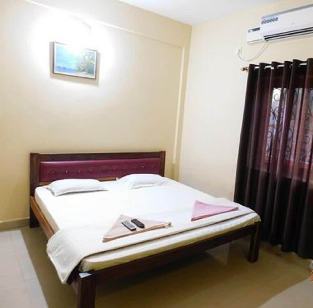 Deluxe Ac Family Room