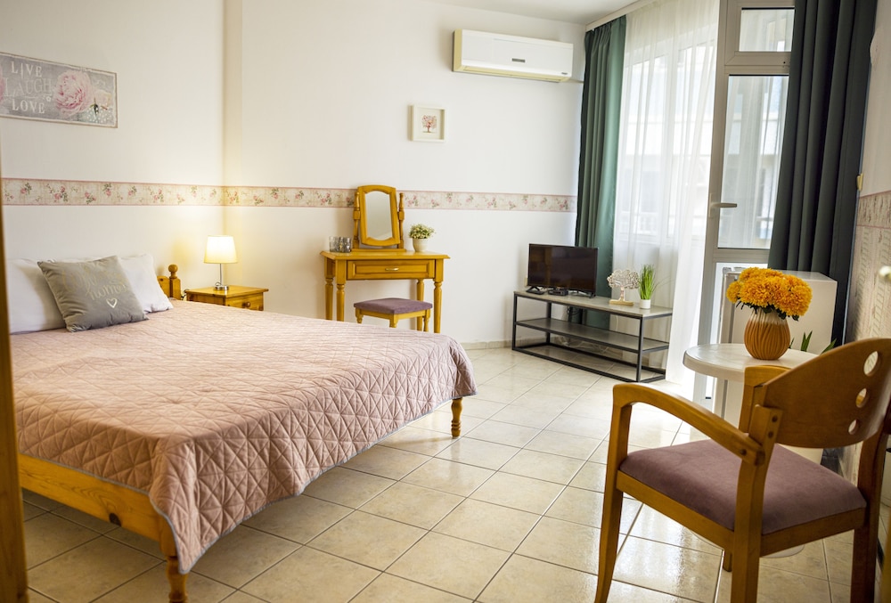 Romantic Double Room photo 1