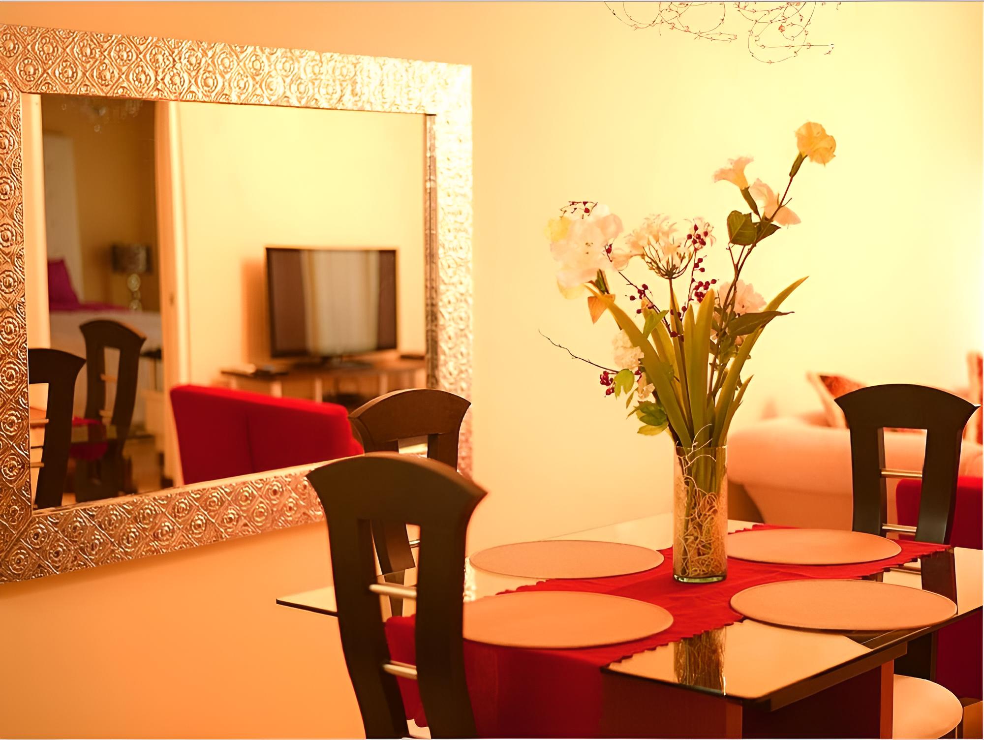 Premium Condo, 2 Bedrooms, Accessible, Ensuite photo 1