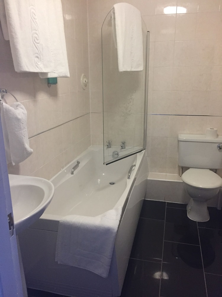 Executive Suite, 1 King Bed, Non Smoking - Photo 2