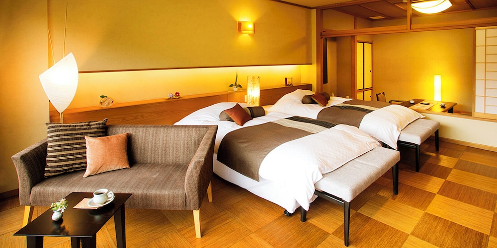 Design Quadruple Room, Bathtub