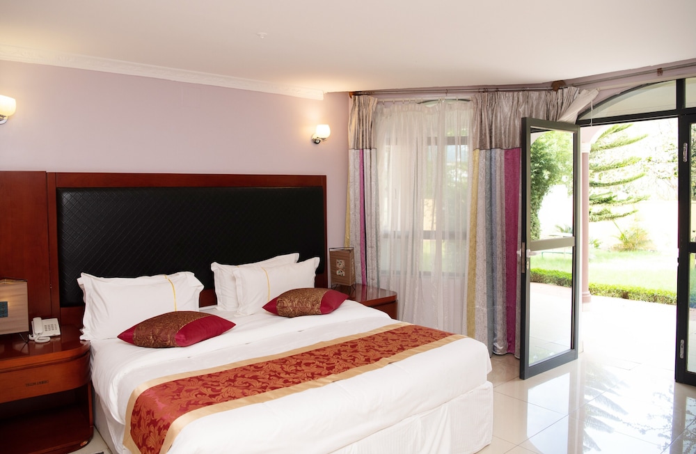 Executive Suite photo 1