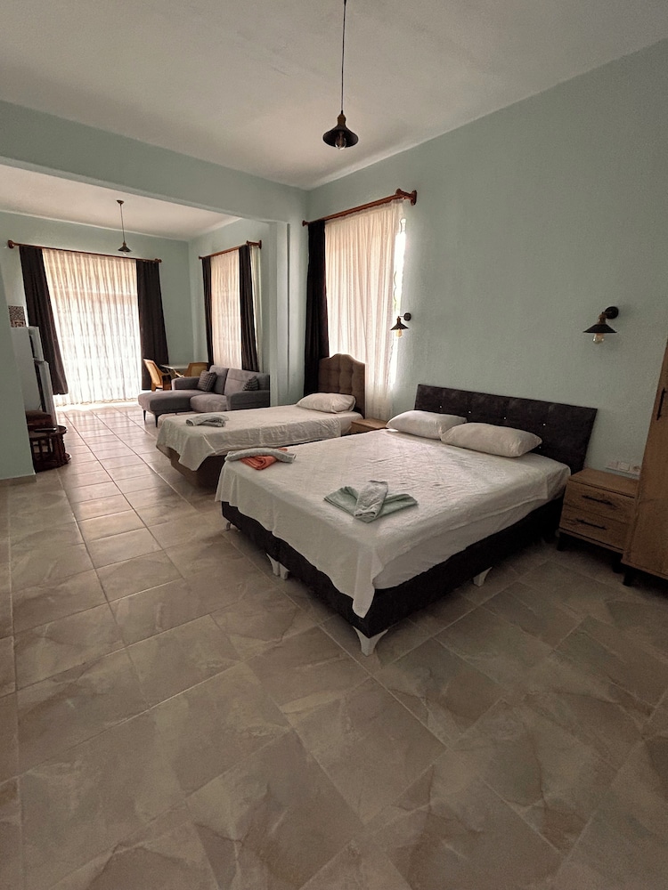 Family Studio Suite