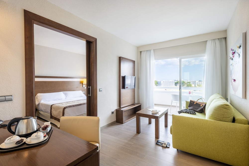 Suite Familiar, Balcón