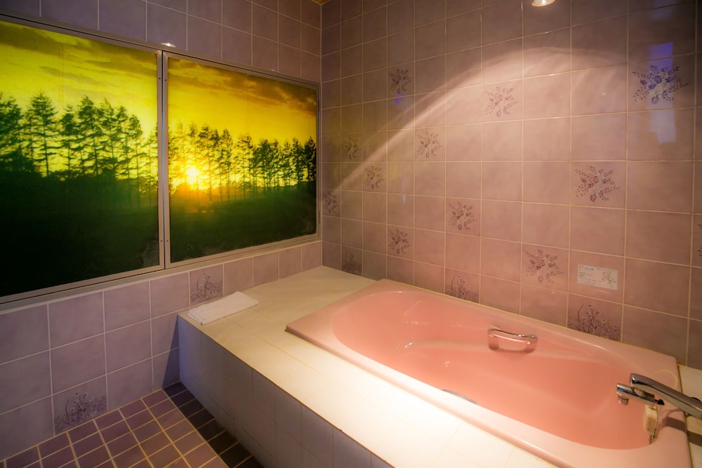 Twin Room - Photo 6
