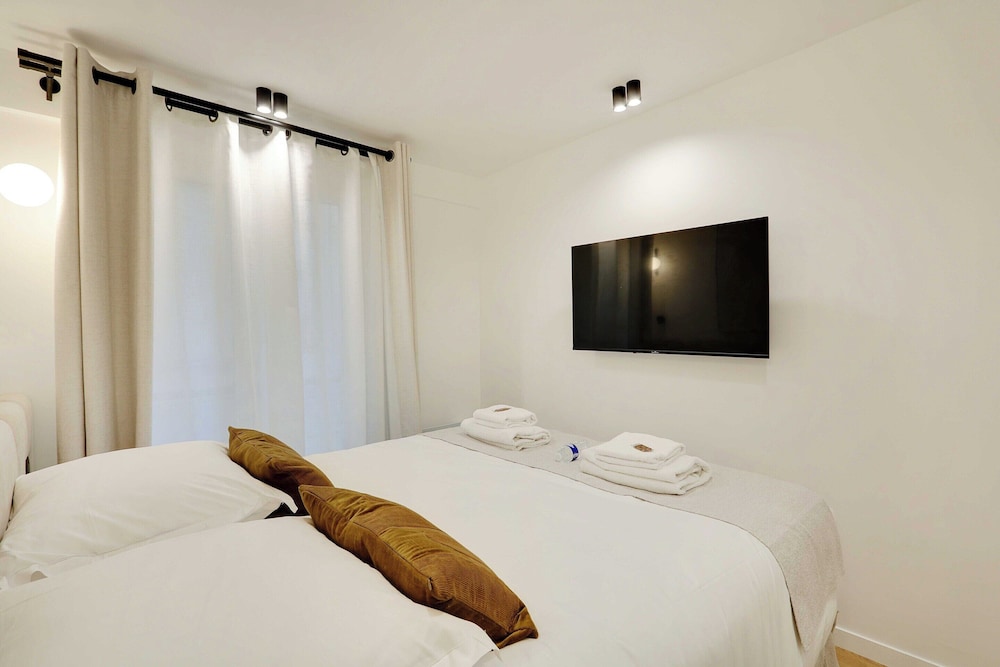 Apartment photo 3