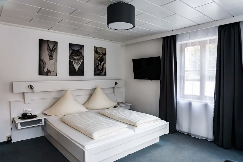 Standard Double Room, 1 King Bed photo 1