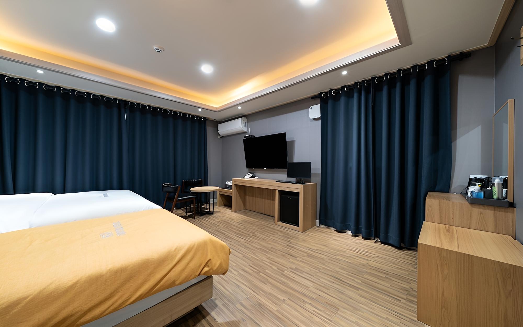 Room (Deluxe Twin (Netflix/WAVVE/MovieNet c) photo 1