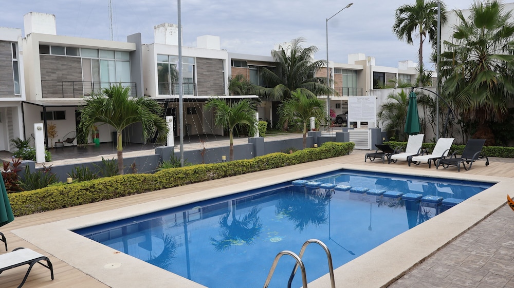 House, 3 Bedrooms, Smoking, Private Pool