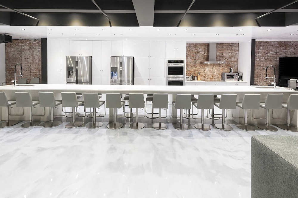 Presidential Loft, 4 Bedrooms, Non Smoking (Private 4 bedroom Loft 979) thumbnail 5