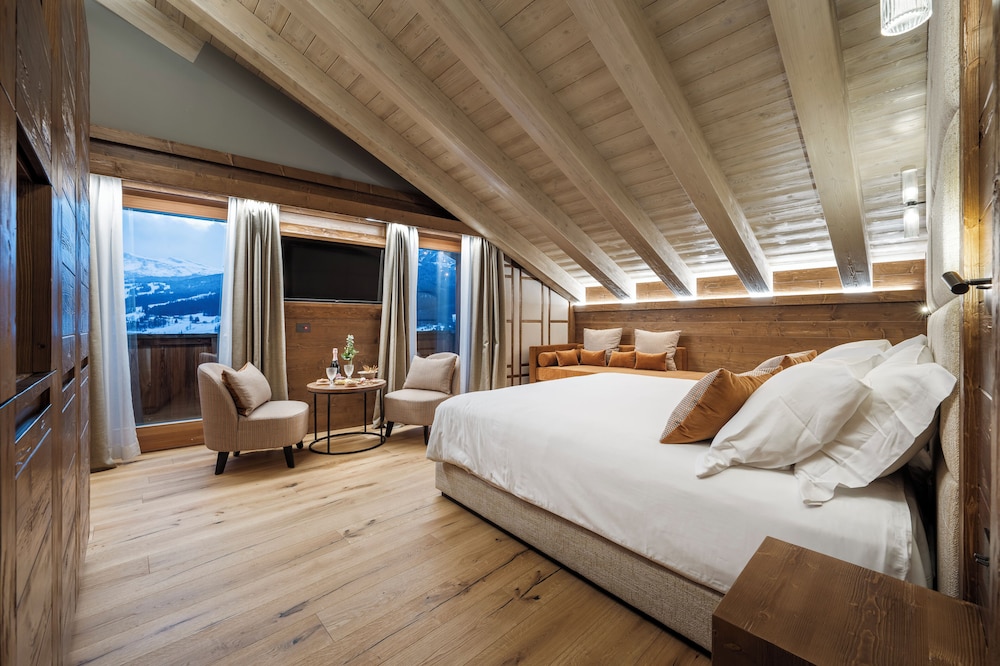 Grand Deluxe balcone vista montagna