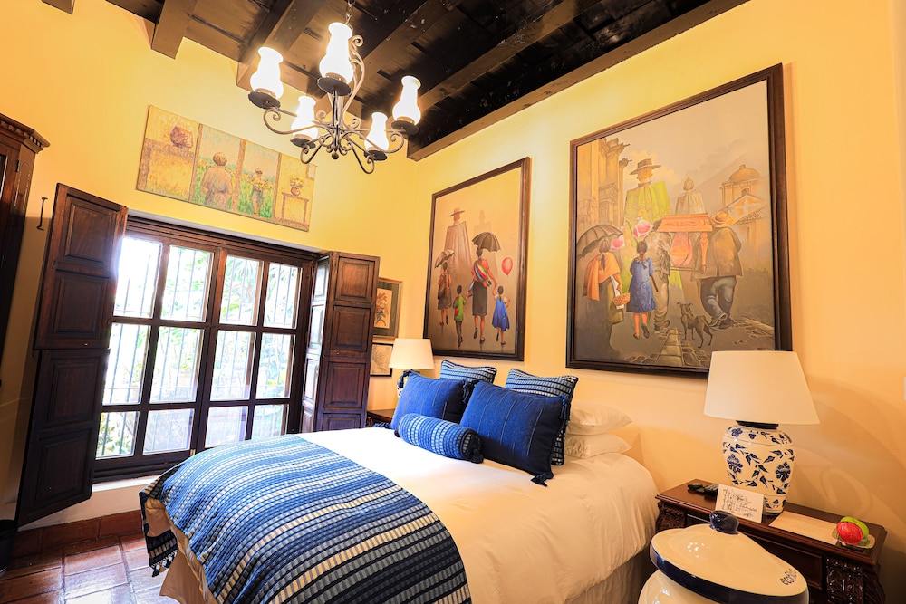 Luxury Room, 1 Queen Bed