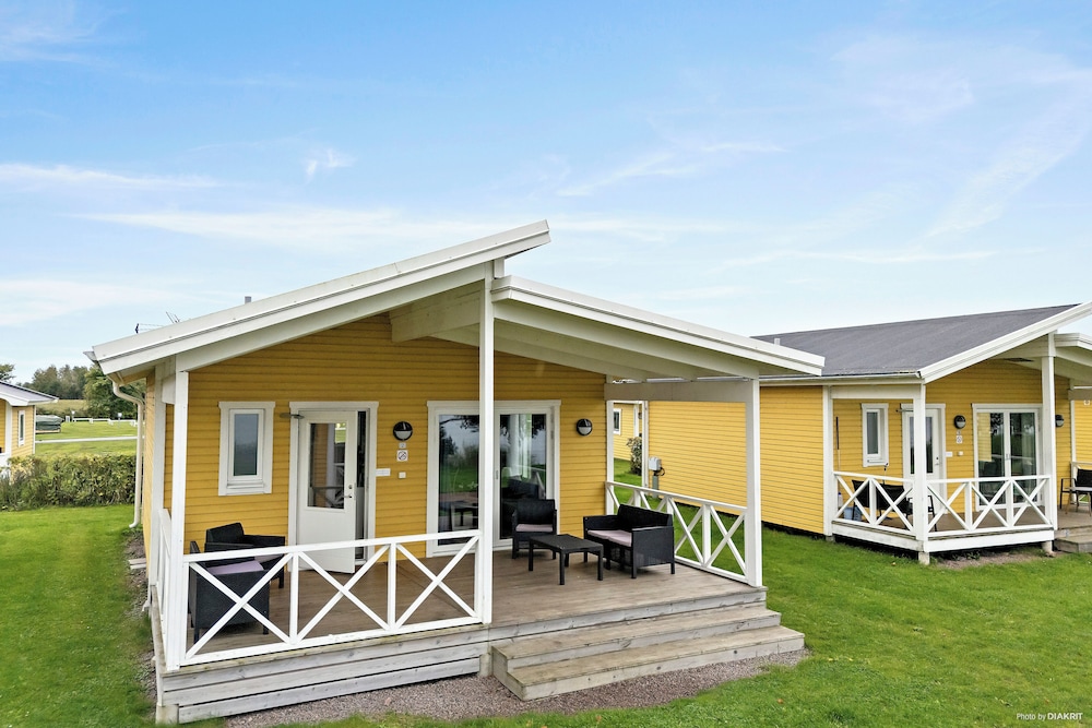 Classic Bungalow photo 2