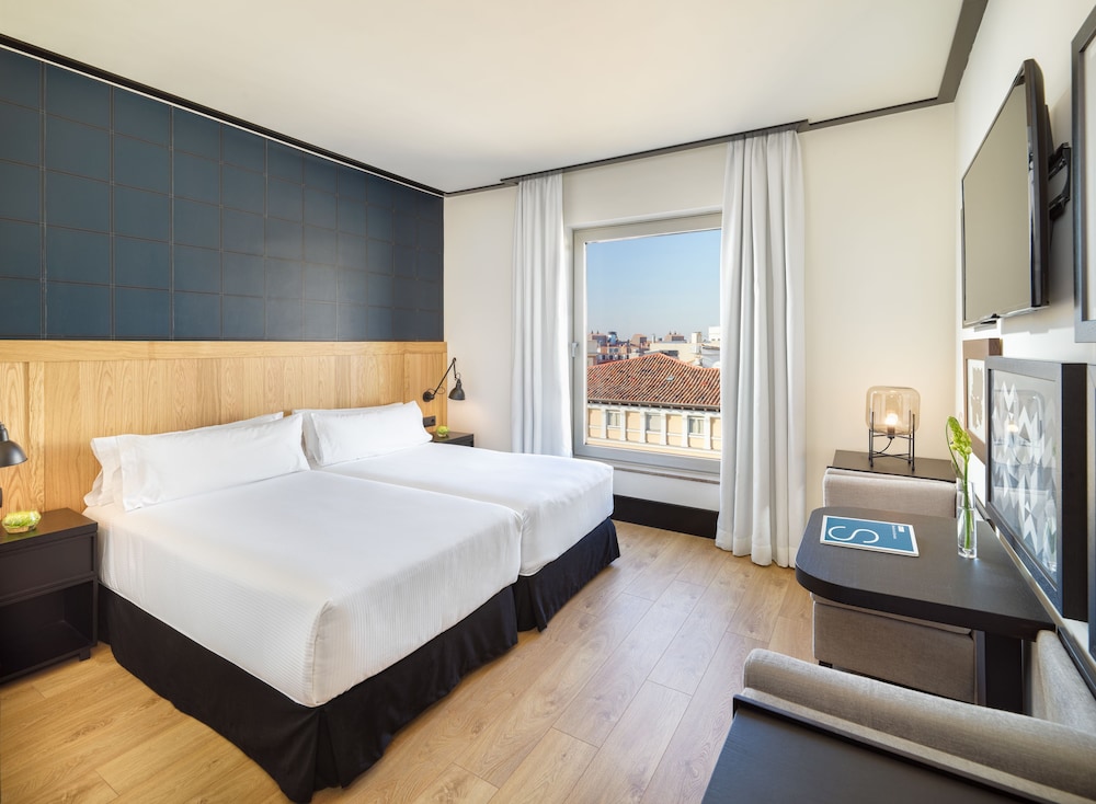 City Room, City View thumbnail 6