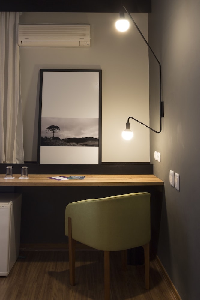 Executive Room, 2 Twin Beds - Photo 1