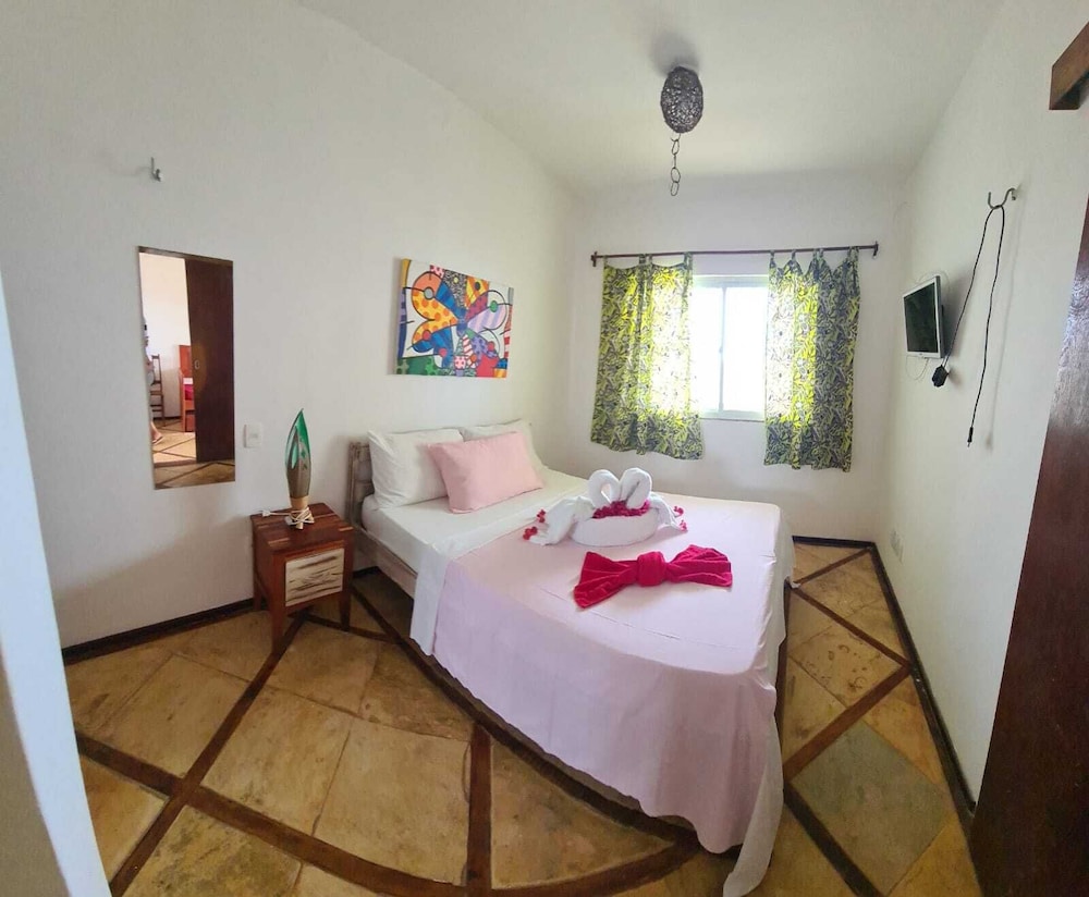 Traditional Apartment photo 3