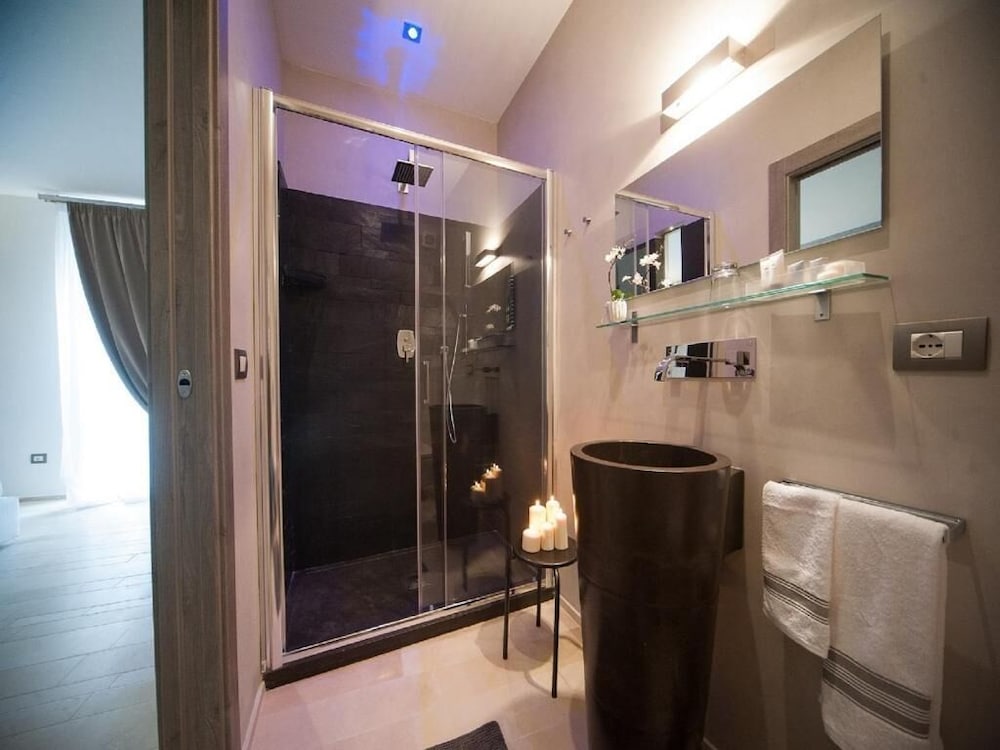 Design Quadruple Room photo 2