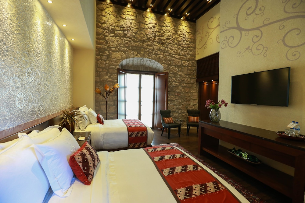 Deluxe Double Room photo 2