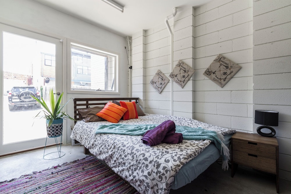 Family Triple Room, City View photo 3