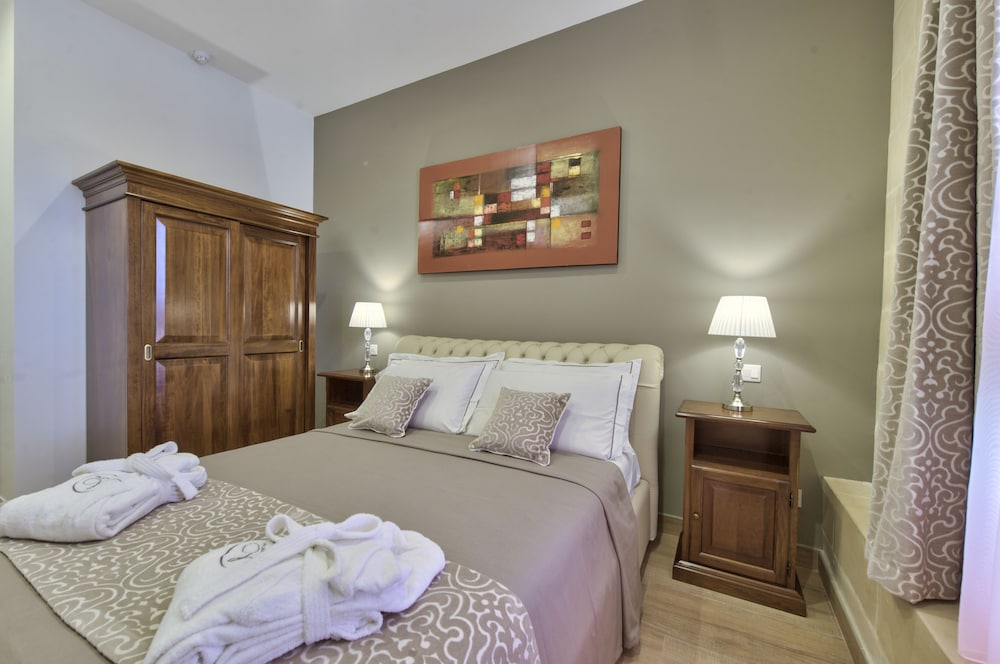 Standard Suite photo 2