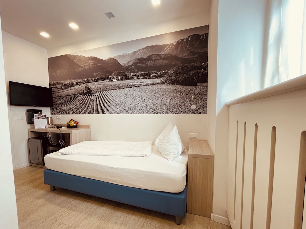 Single Comfort with access to the "SPA LEGNAIA" (2 hours per day) photo 1