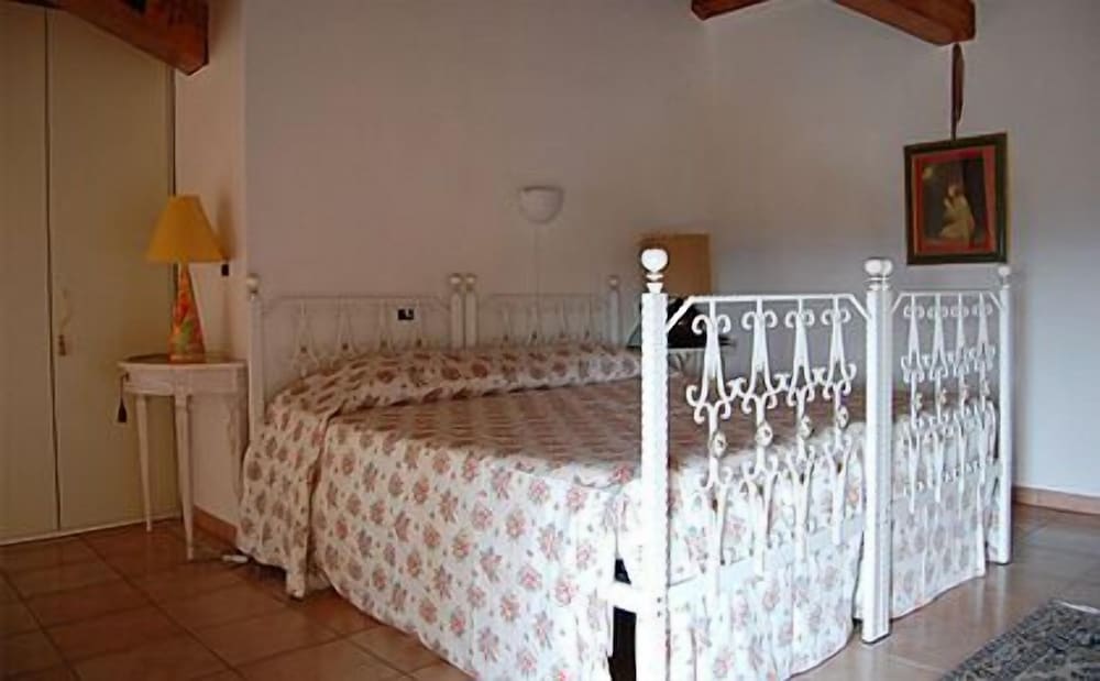 Superior Double or Twin Room photo 3