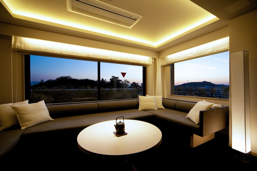 Suite Room with a Private Hot Spring Bath, Non Smoking [60sqm] photo 3