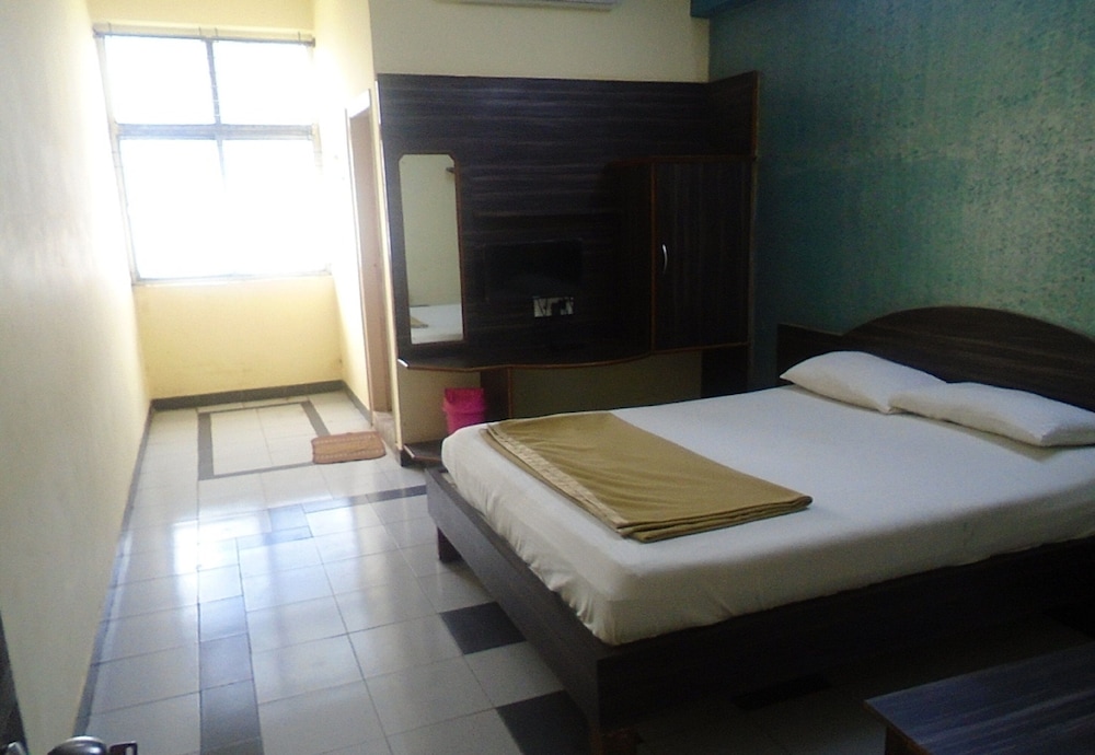 Standard Double Room - Photo 4