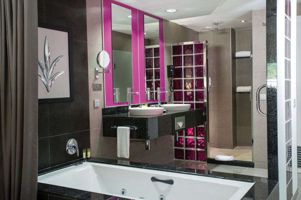 Suite, Jetted Tub, Ocean View (elite Club | C)