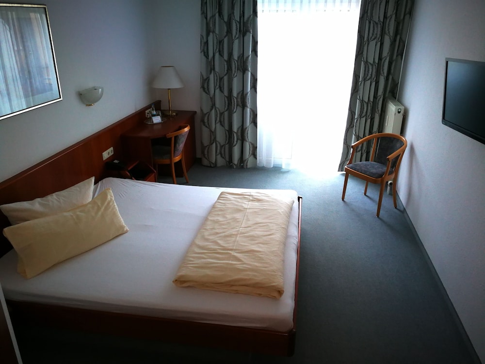 Double Room Single Use (Plus) photo 2