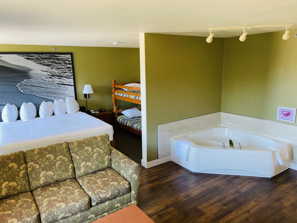 Studio Suite, Multiple Beds, Non Smoking - Photo 3