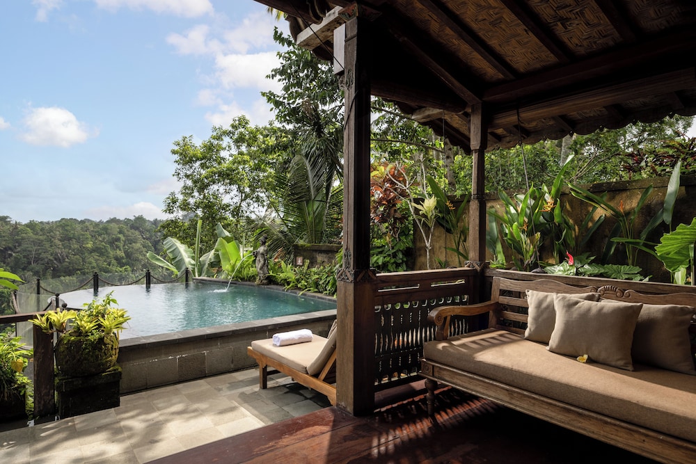 Royal Ayung Pool Villa