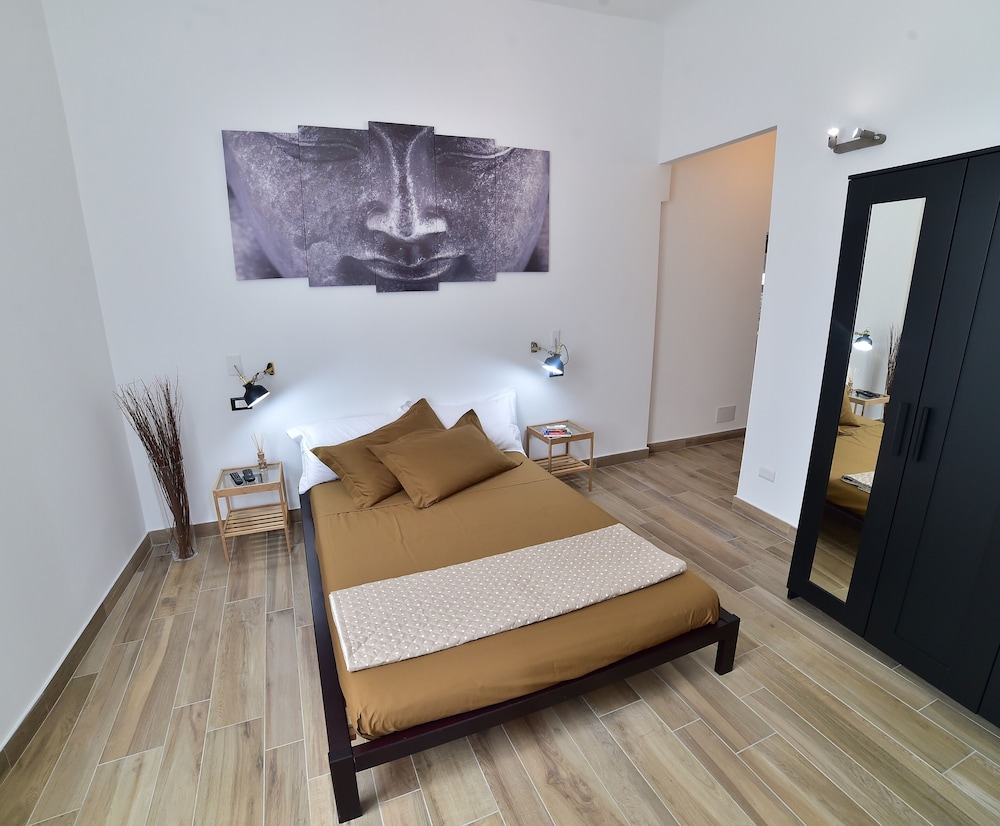 Basic Double or Twin Room, City View photo 1